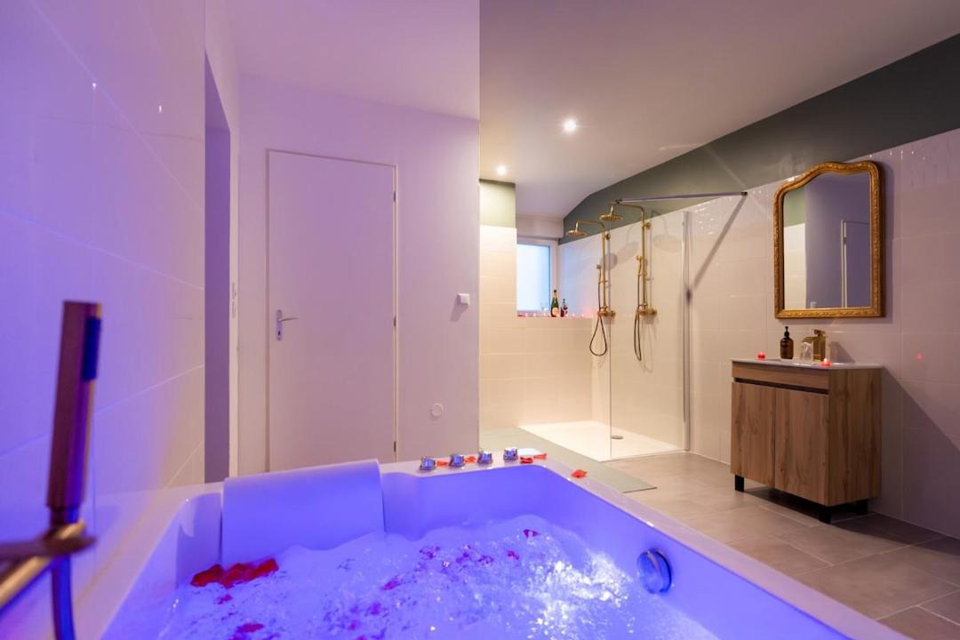 Photo of Bathroom in Quillan