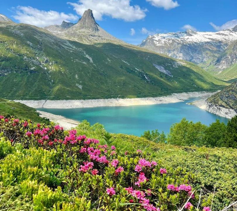 Photo of Others in Vals