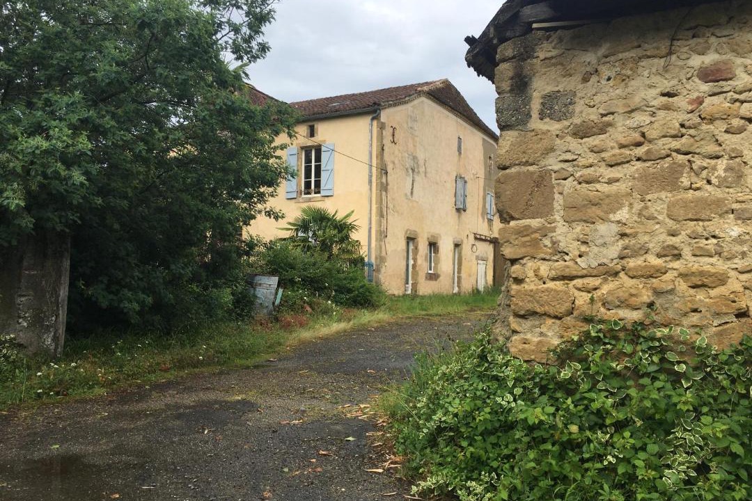 Photo of Others in Louslitges