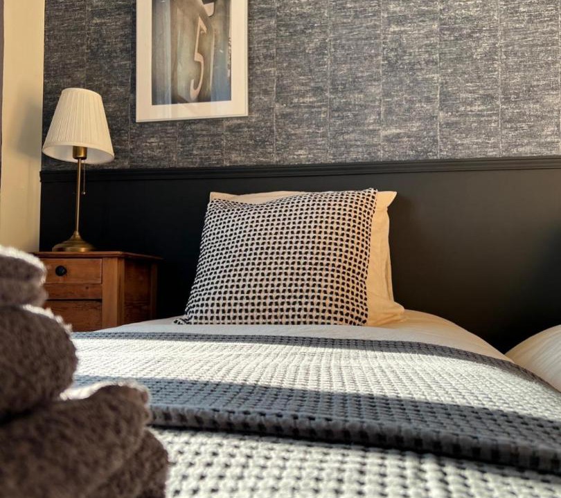 Photo of Bedroom in Roujan