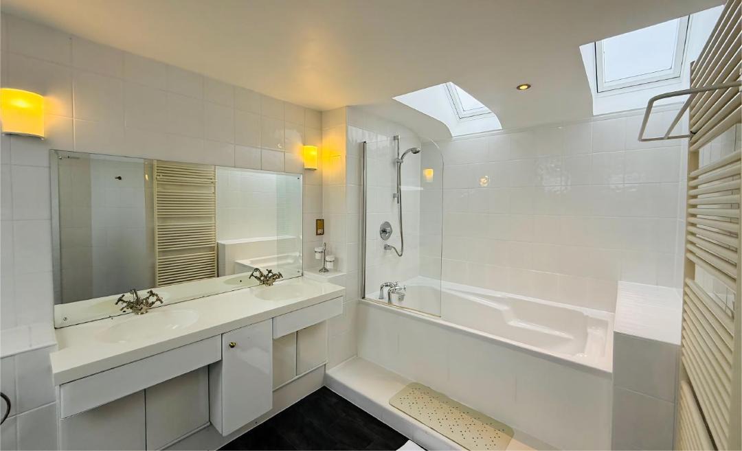 Photo of Bathroom in St Wenn