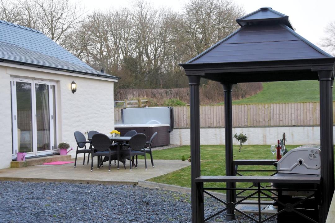 Photo of Others in Cardigan