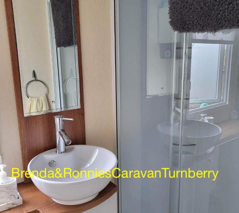 Photo of Bathroom in Girvan