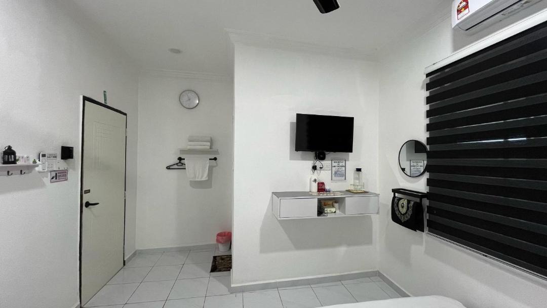 Photo of Bathroom in Kampung Nail