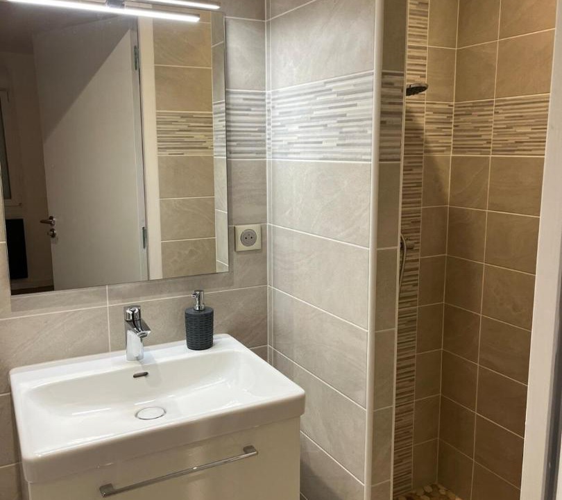 Photo of Bathroom in Perigueux