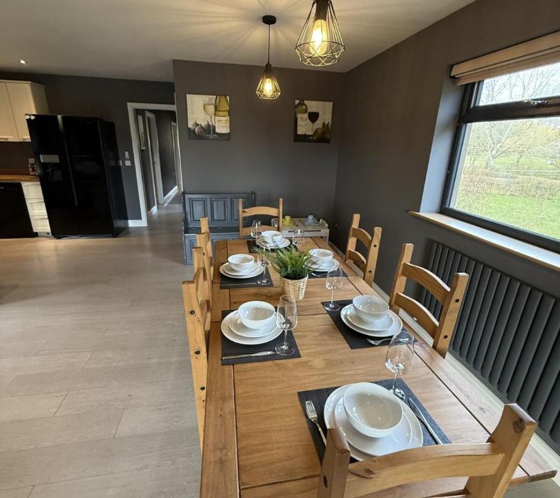 Photo of Kitchen in Dunbridge