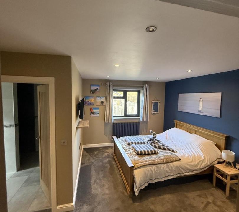 Photo of Bedroom in Dunbridge