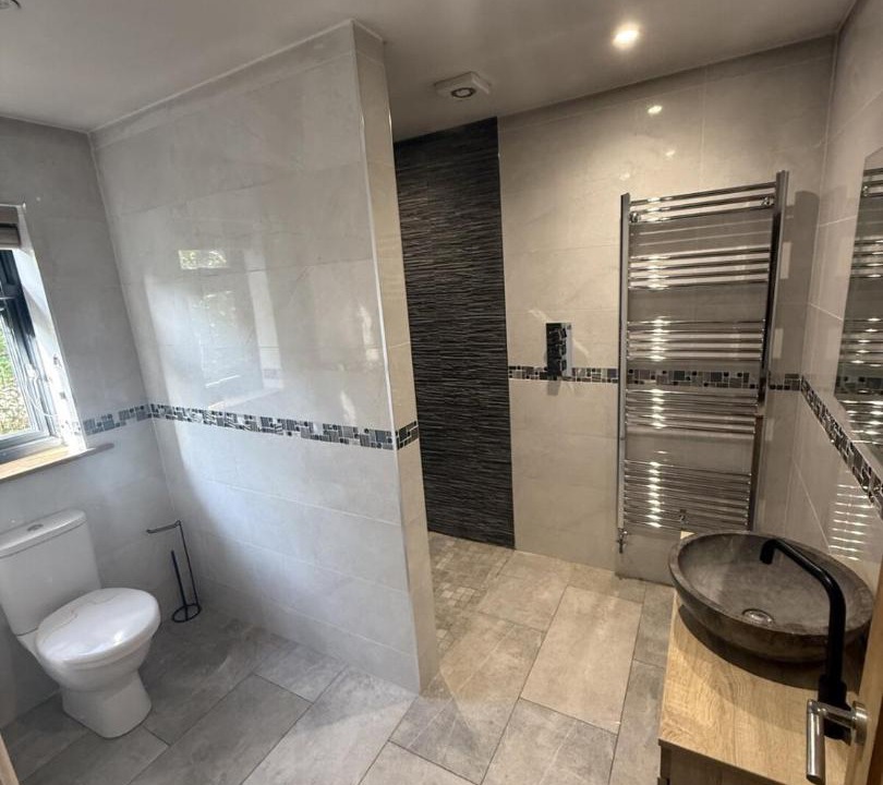 Photo of Bathroom in Dunbridge