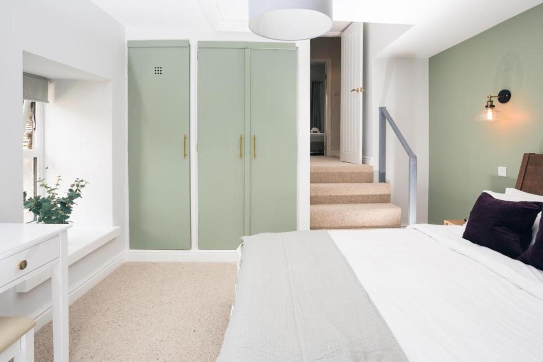 Photo of Bedroom in High Peak