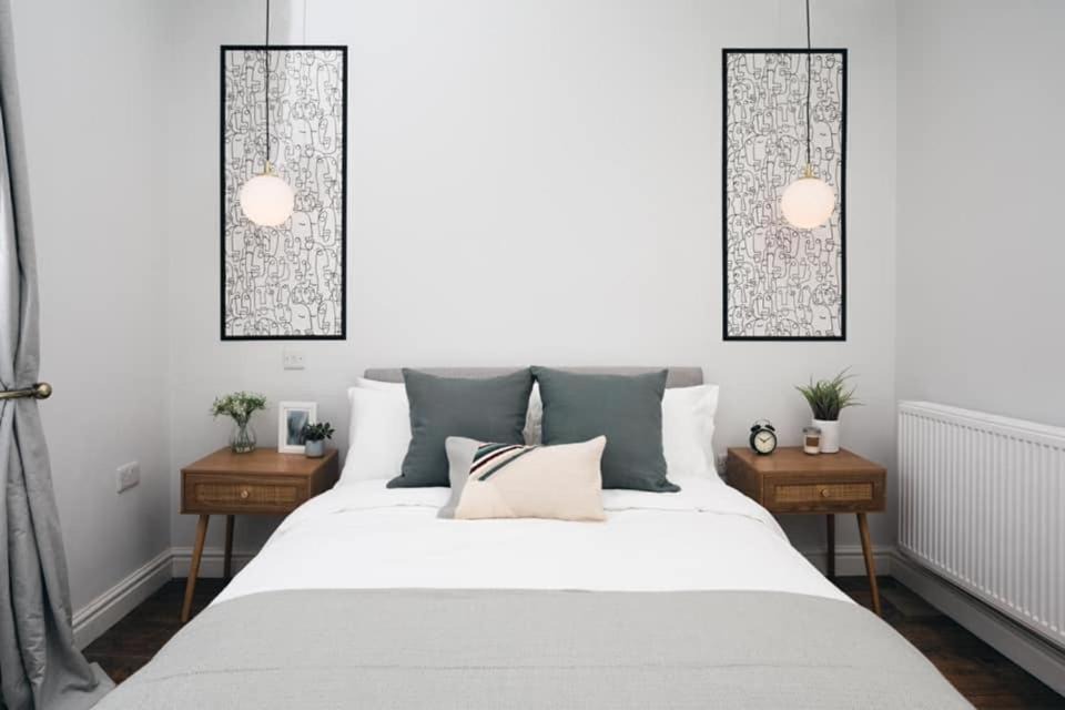 Photo of Bedroom in High Peak