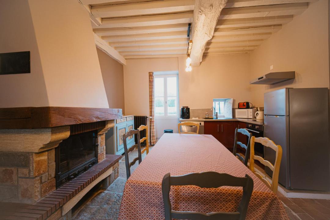 Photo of Others in Fixin