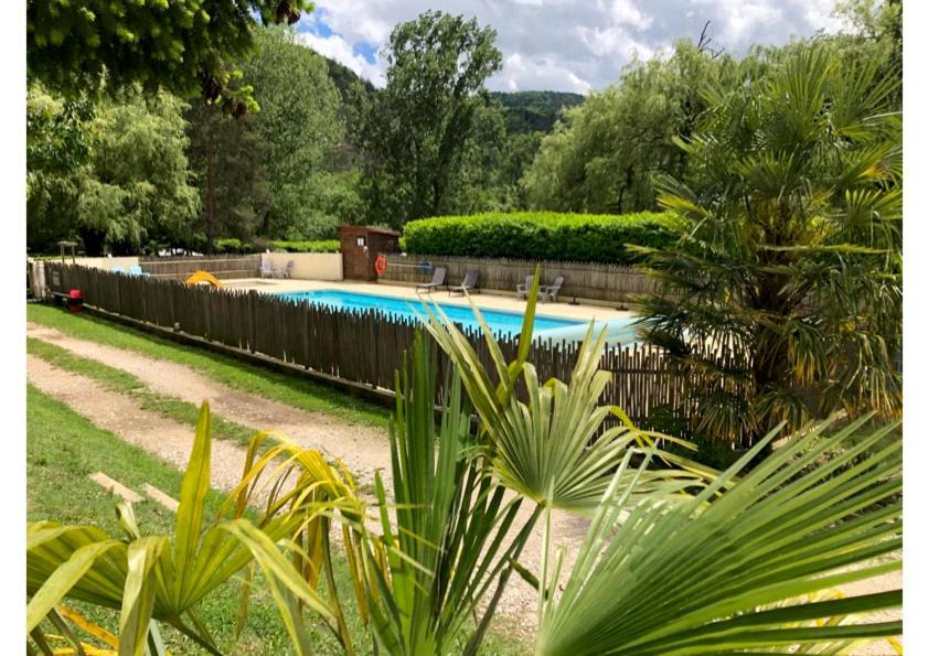Photo of Others in Colombier-le-Vieux