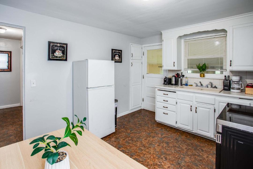 Photo of Kitchen in Gates-North Gates