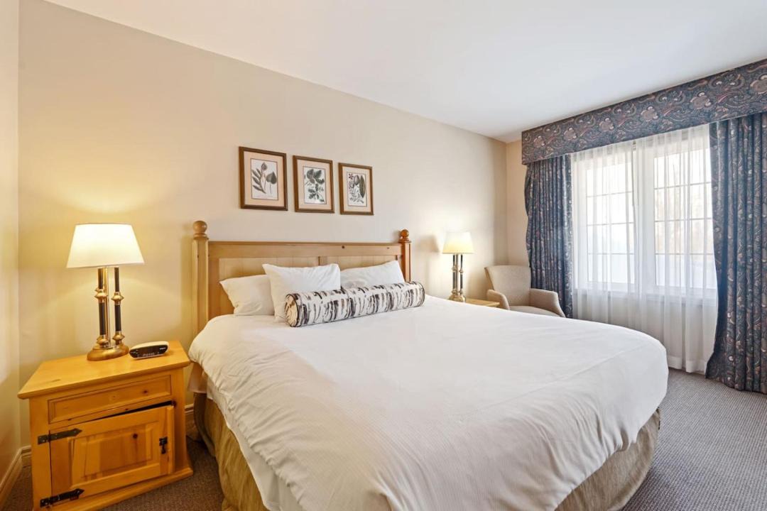 Photo of Bedroom in Oro-Medonte