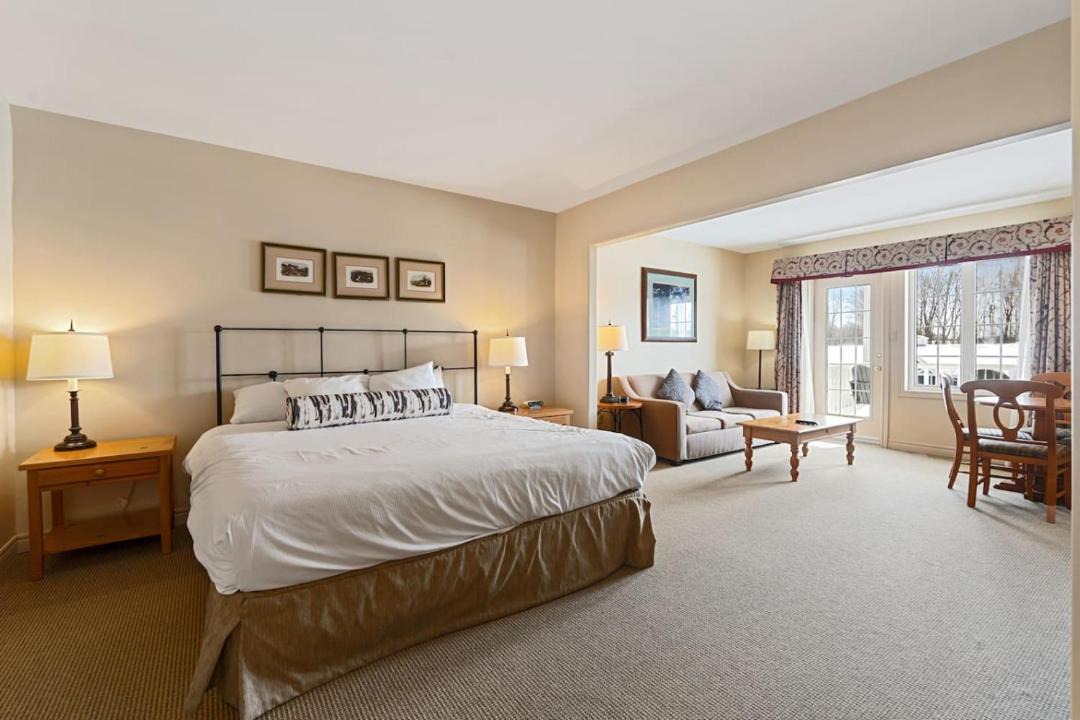 Photo of Bedroom in Oro-Medonte