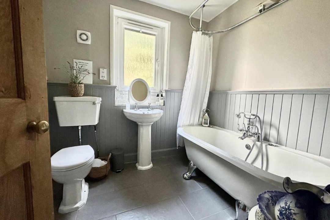 Photo of Bathroom in Furnace