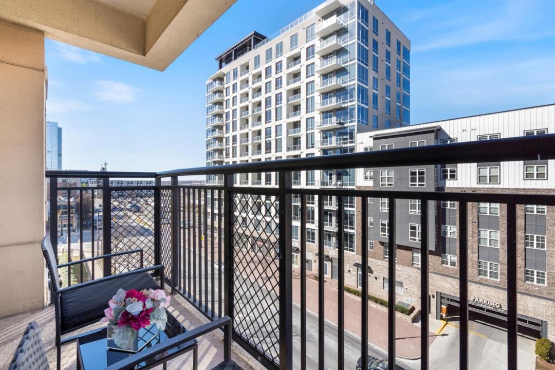 Photo of Patio Balcony in Charlotte Center City
