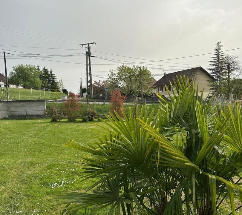 Photo of Others in Saint-Genix-sur-Guiers