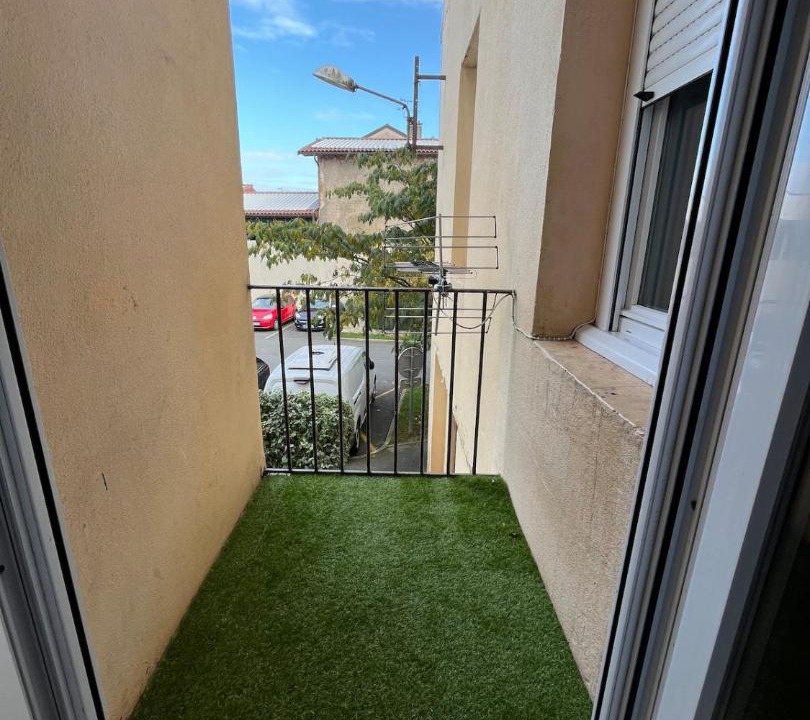 Photo of Patio Balcony in Charnay-les-Macon