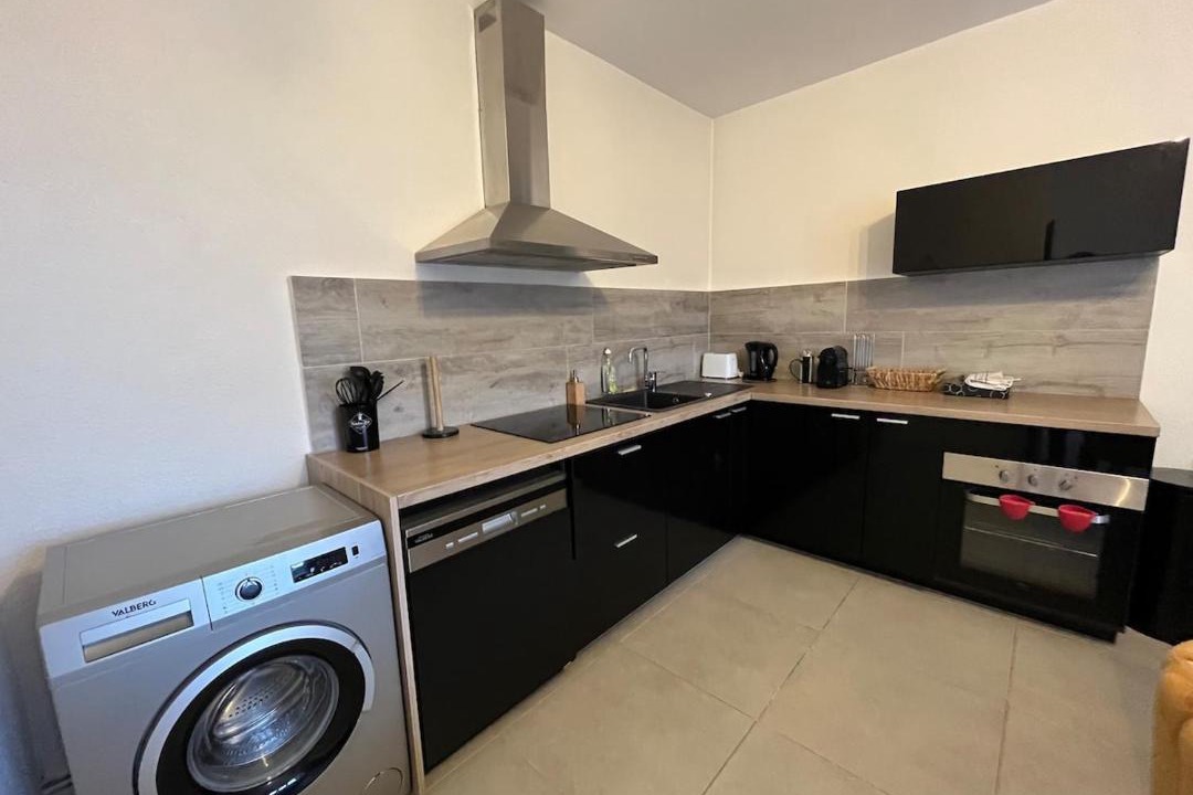 Photo of Kitchen in Charnay-les-Macon