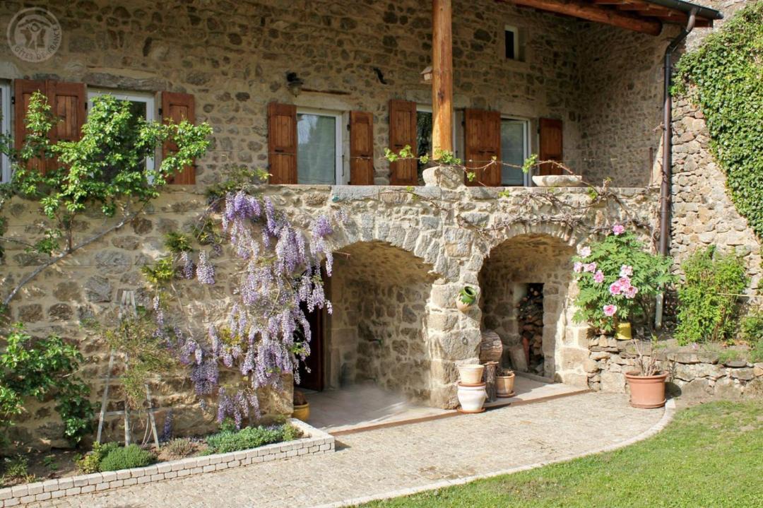 Photo of Others in Roisey