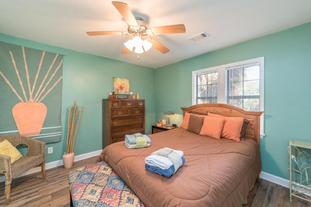 Photo of Bedroom in Saint Helena Island