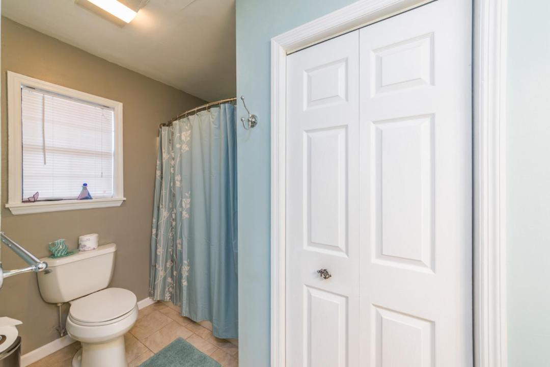 Photo of Bathroom in Saint Helena Island