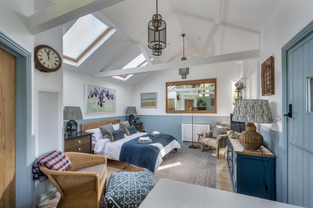 Photo of Others in Dorking