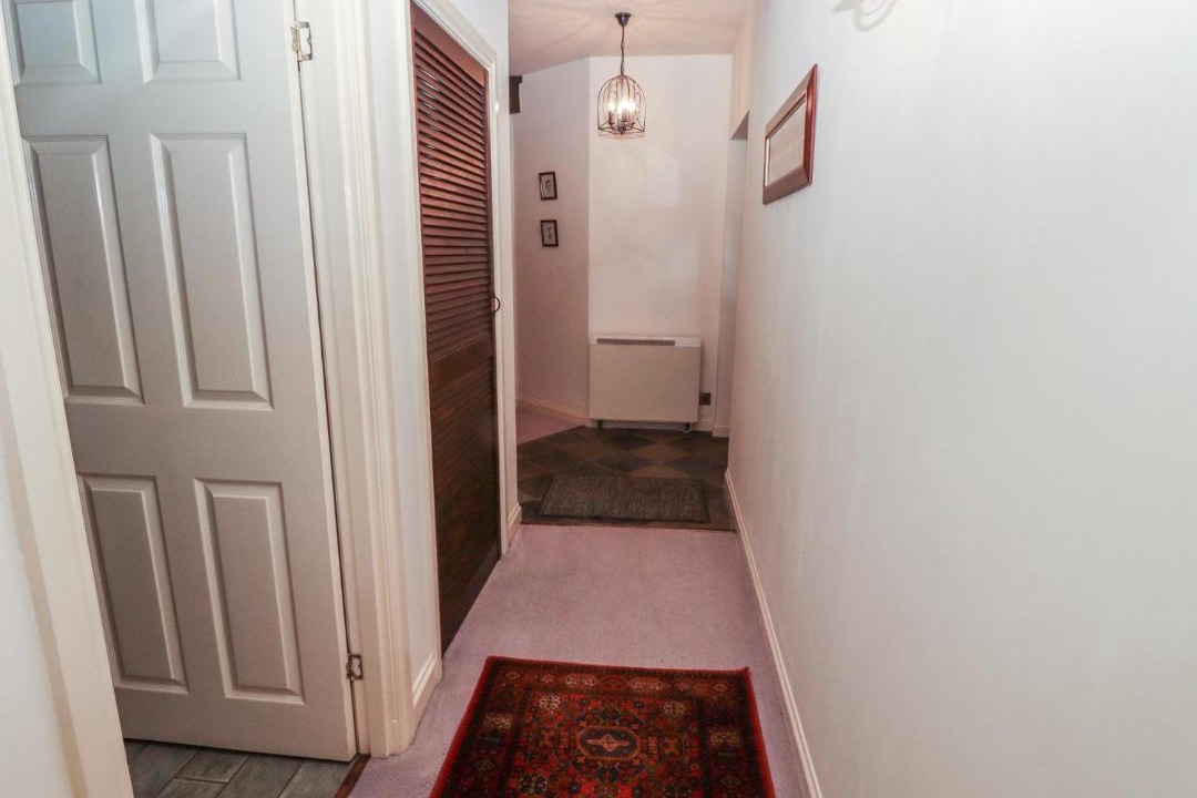 Photo of Others in Akeld