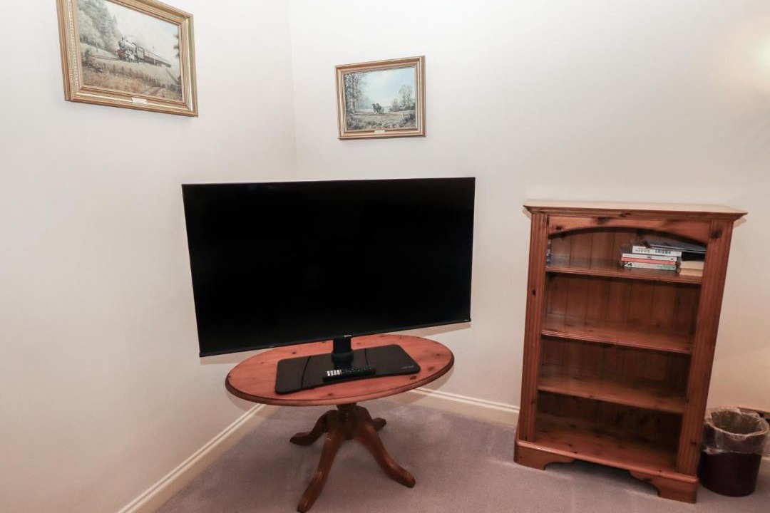 Photo of Others in Akeld