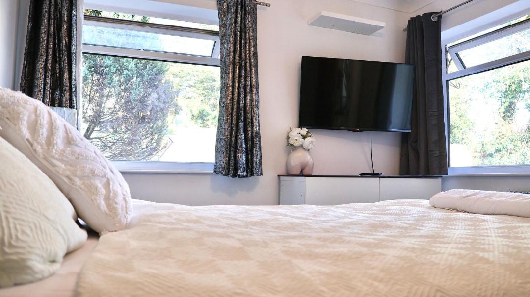 Photo of Others in Tilehurst