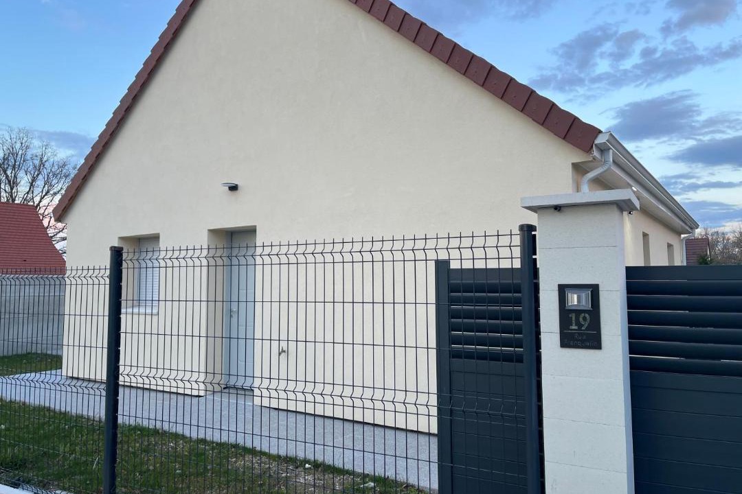 Photo of Others in Chabris