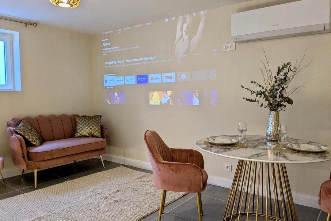 Photo of Livingroom in Vichy