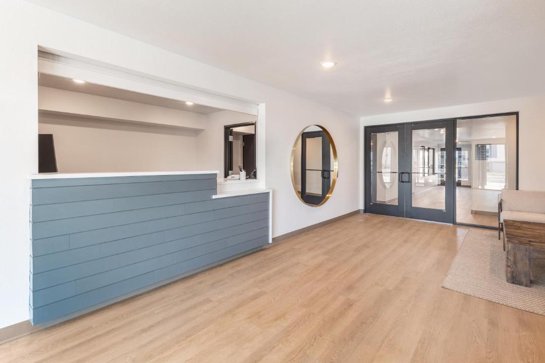 Photo of Others in Syracuse