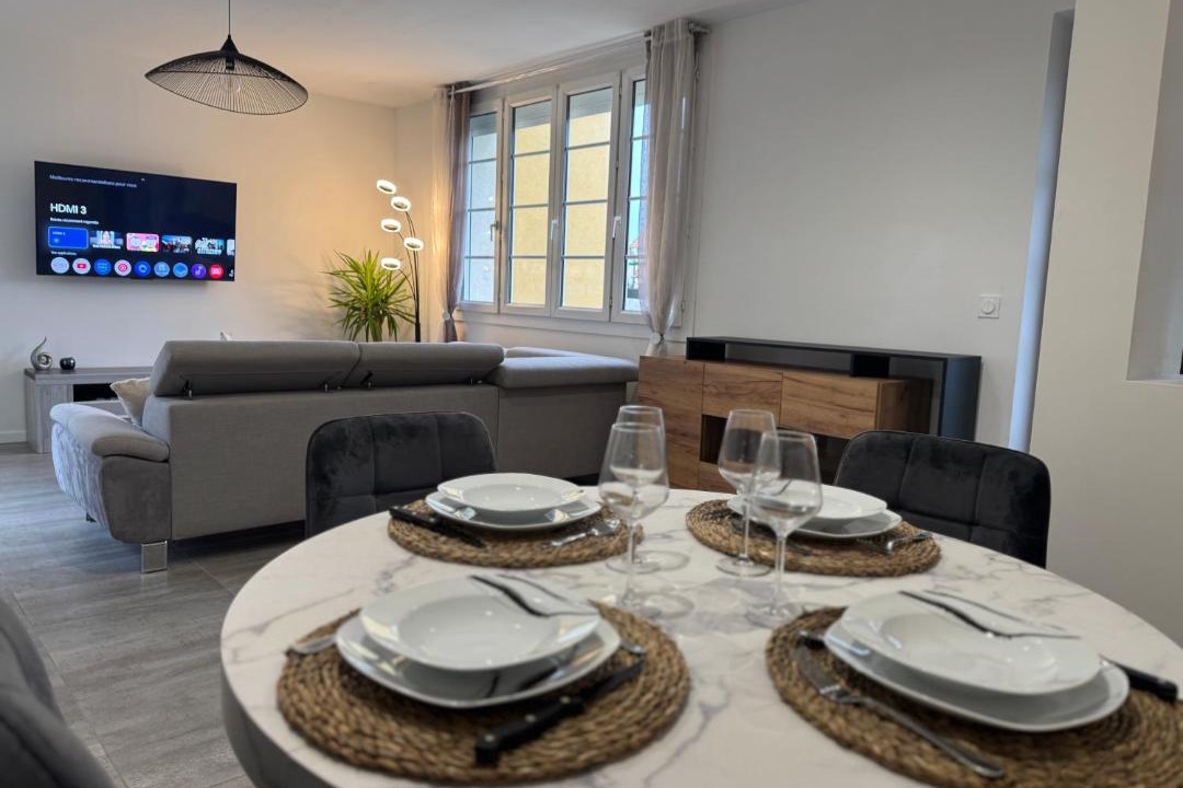 Photo of Others in Pin - Vert Galant