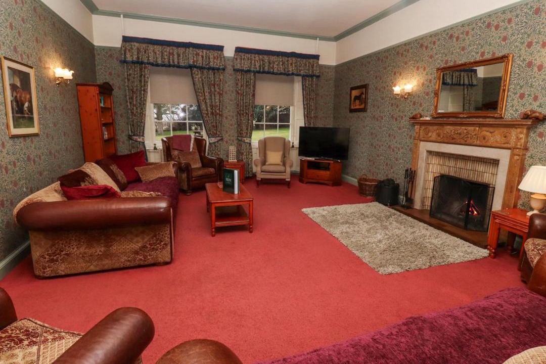 Photo of Others in Akeld