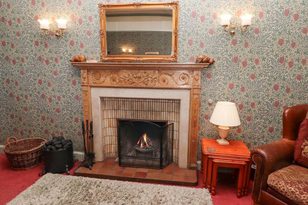 Photo of Others in Akeld