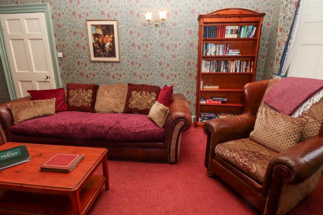 Photo of Others in Akeld