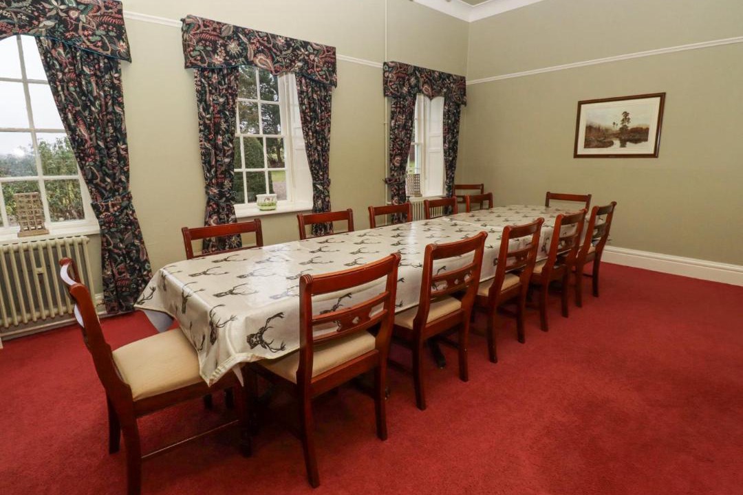 Photo of Others in Akeld