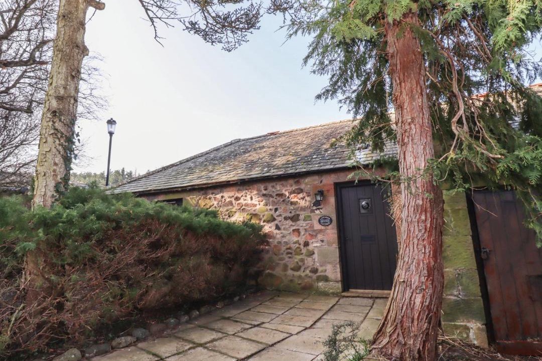 Photo of Others in Akeld