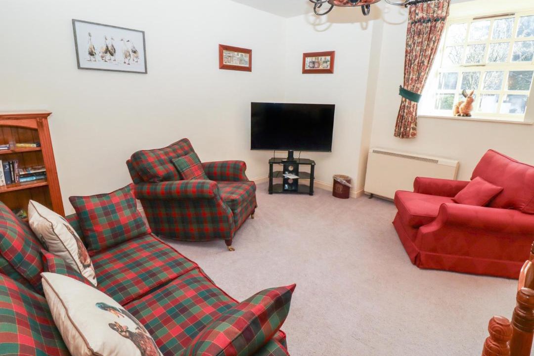 Photo of Others in Akeld