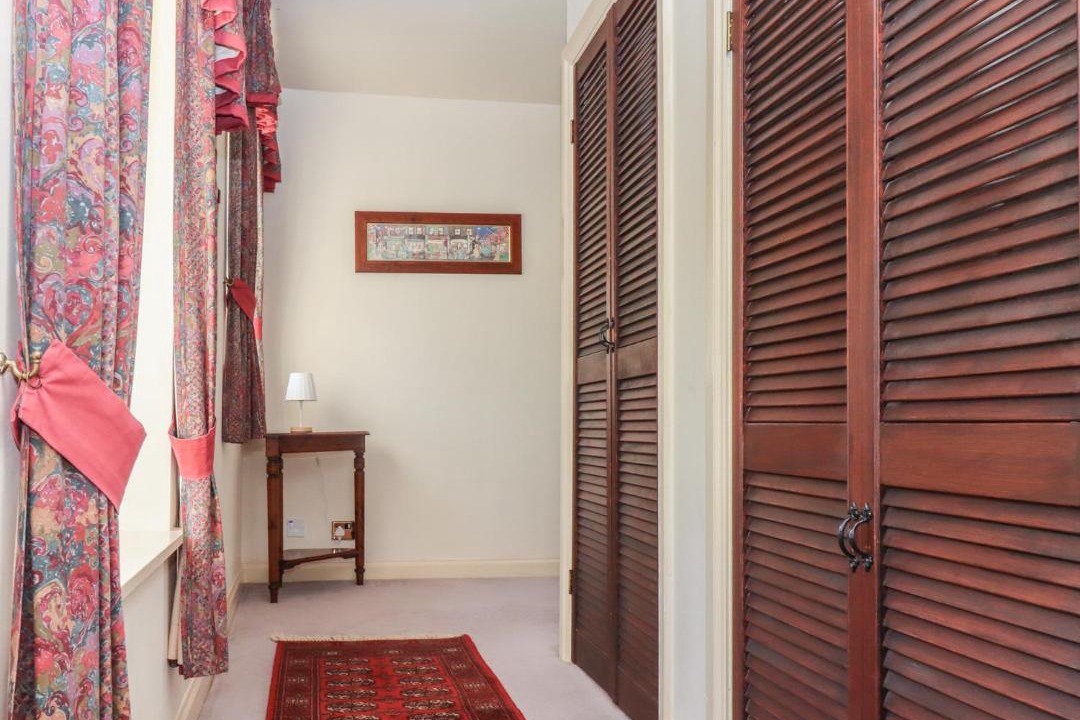 Photo of Others in Akeld