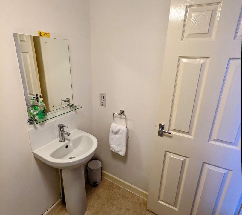 Photo of Bathroom in Linslade