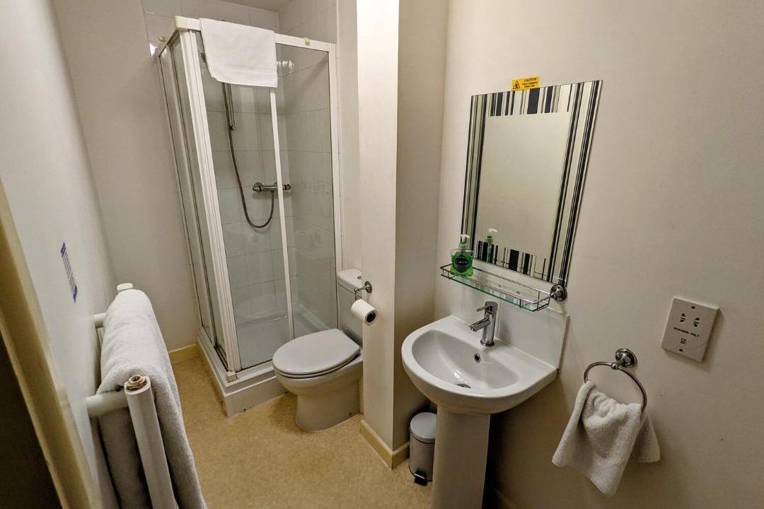 Photo of Bathroom in Linslade