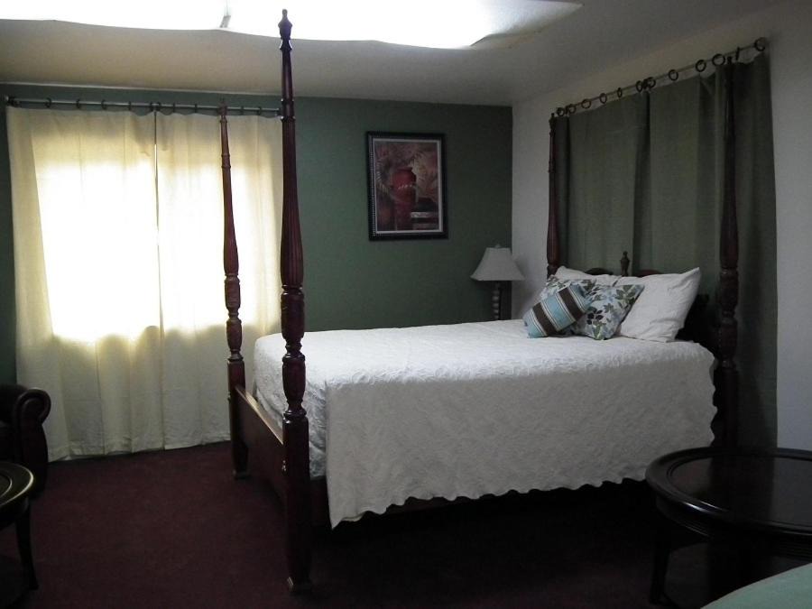 Photo of Others in Big Bar