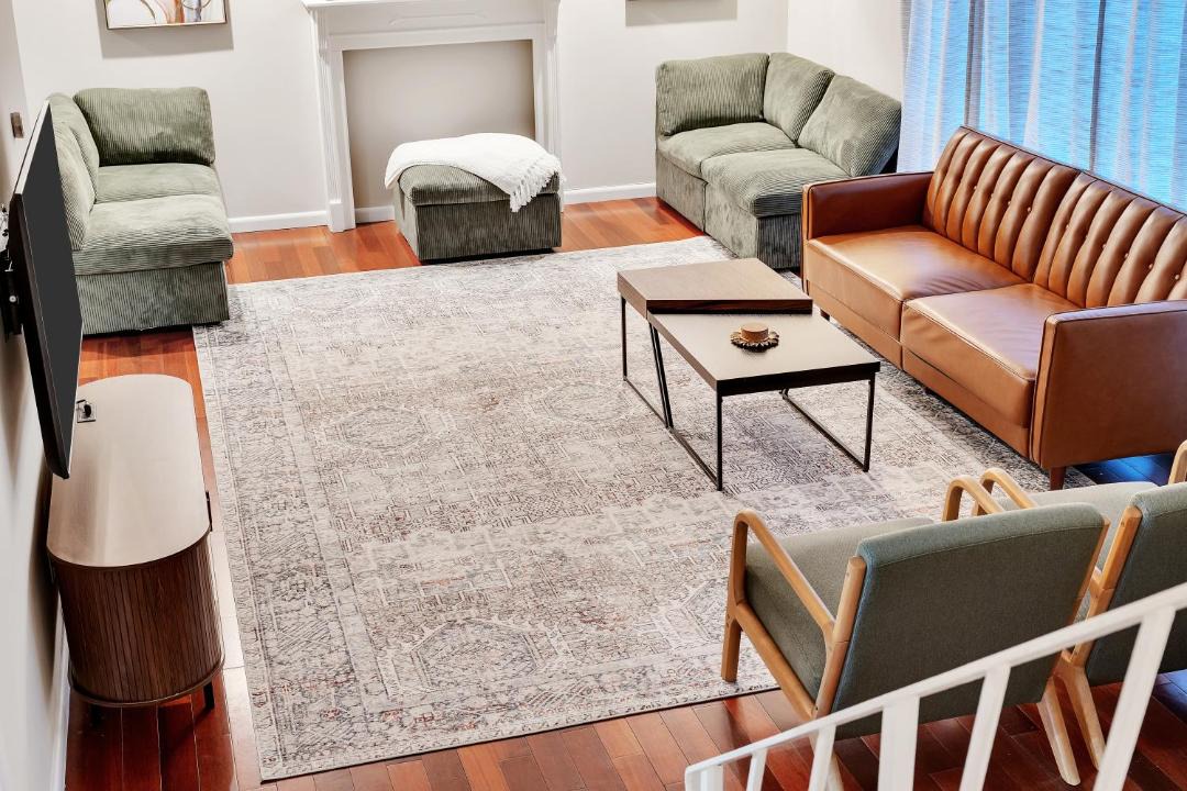 Photo of Others in Albany