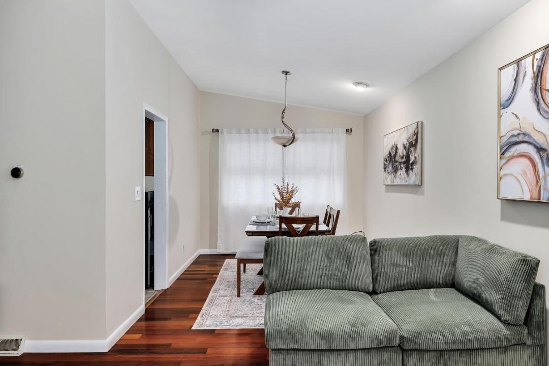 Photo of Others in Albany