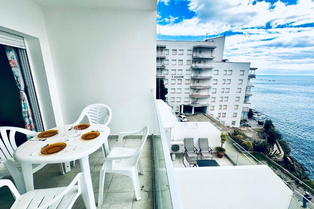 Photo of Patio Balcony in Almadraba-Canyelles