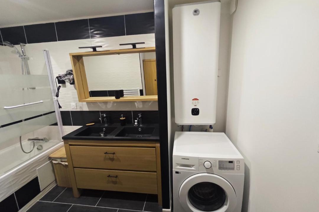 Photo of Bathroom in Brou-sur-Chantereine