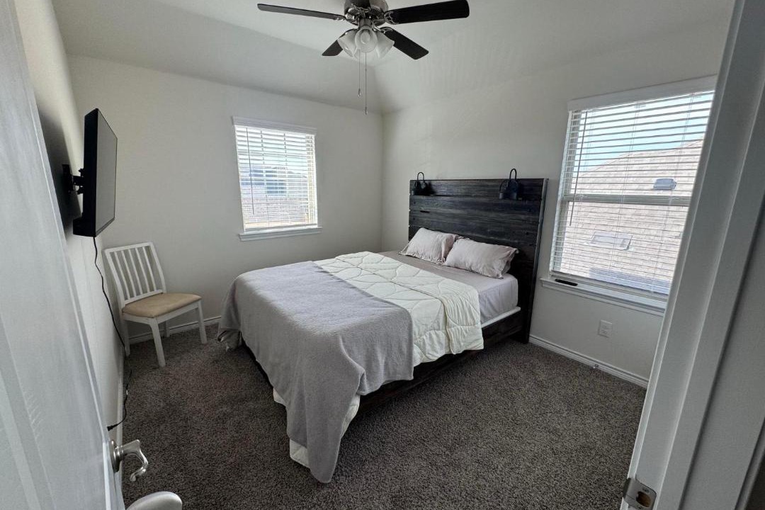 Photo of Bedroom in Lincoln Park